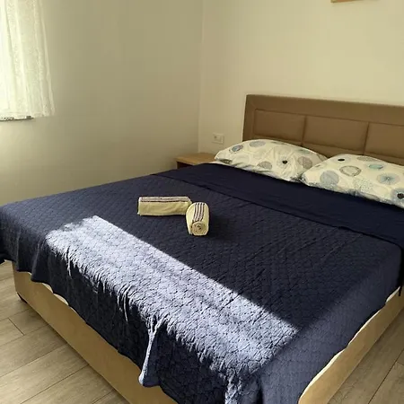 New Modern 2 Bedroom In Gæstehus Pirovac