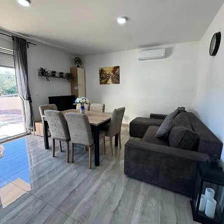 New Modern 2 Bedroom In * Pirovac